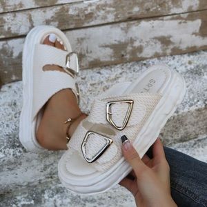 SHEIN Breathable Buckle Sandals, Fashionable Summer Fabric Flatform Slide